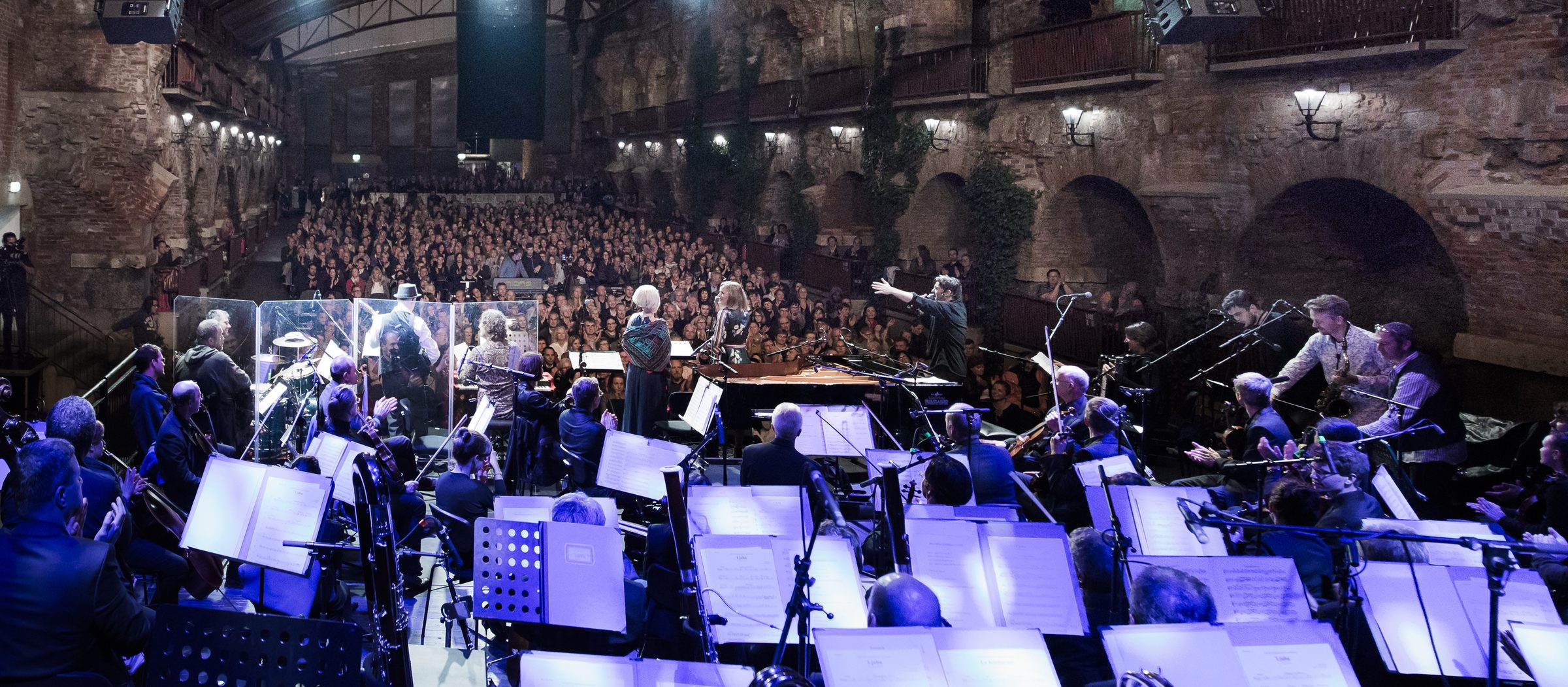Balkan Symphonics live auf der Bühne